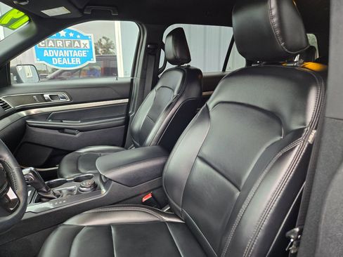 Used 2019 Ford Explorer XLT w/ Equipment Group 202A image 36