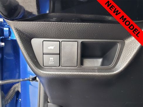 Used 2025 Acura ADX A-Spec image 23