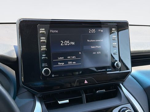 Used 2021 Toyota Venza LE AWD/4WD image 10