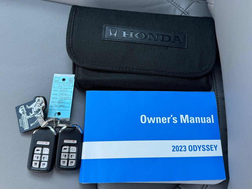 Used 2023 Honda Odyssey EX-L image 33