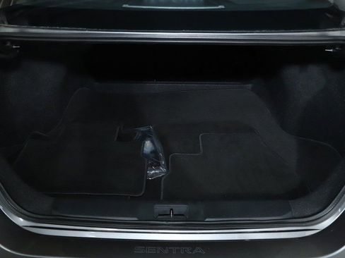 Certified 2025 Nissan Sentra SV image 30