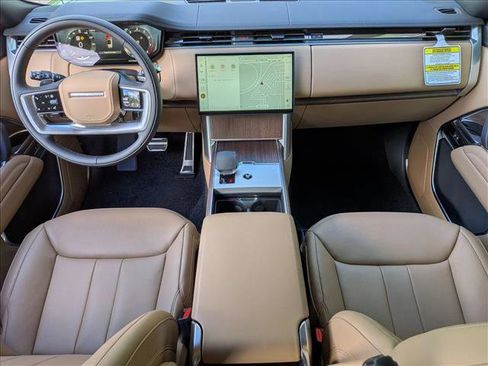 New 2026 Land Rover Range Rover SE image 14