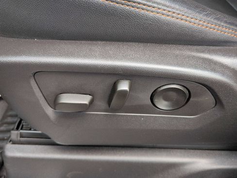 Used 2023 GMC Sierra 1500 AT4 image 18