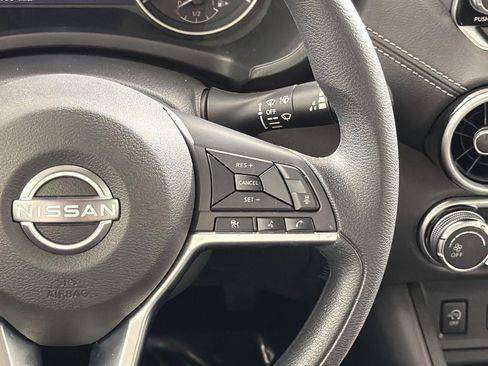 Used 2025 Nissan Sentra SV image 12
