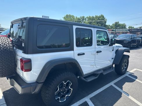 Used 2023 Jeep Wrangler Unlimited Rubicon 4xe w/ Cold Weather Group AWD/4WD image 2