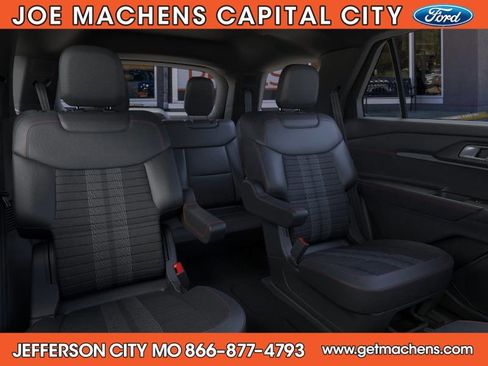 New 2026 Ford Explorer ST-Line w/ ST-Line Street Pack image 12