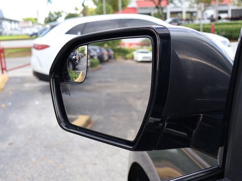 Used 2018 Ford Expedition XLT w/ Equipment Group 201A image 39