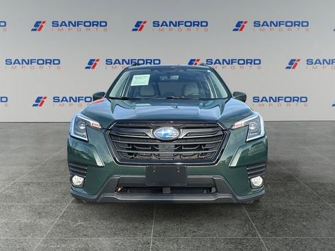 Used 2023 Subaru Forester Premium image 8