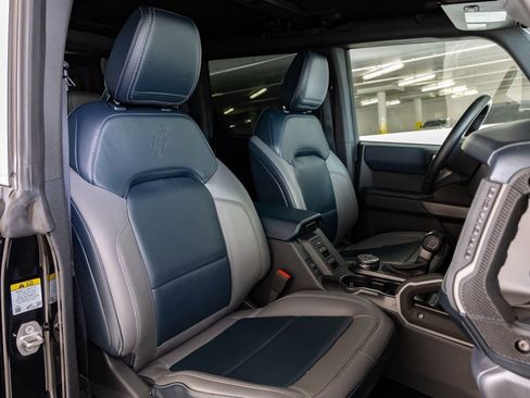 Used 2022 Ford Bronco Outer Banks w/ Sasquatch Package image 44