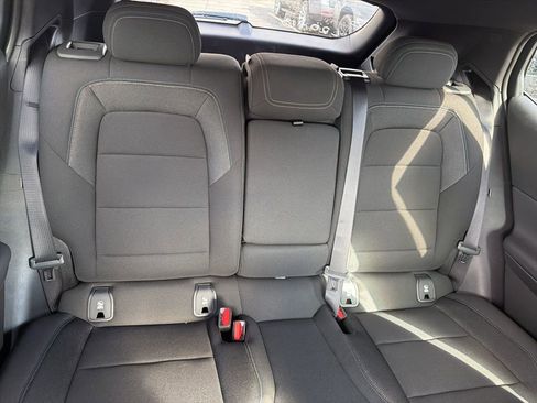 New 2026 Chevrolet Equinox EV LT image 24