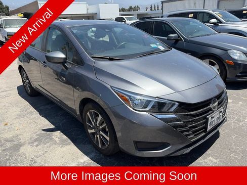 Used 2023 Nissan Versa SV FWD image 1