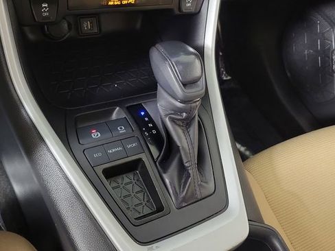 Used 2024 Toyota RAV4 LE image 30