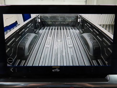 Used 2024 Chevrolet Silverado 2500 High Country image 24