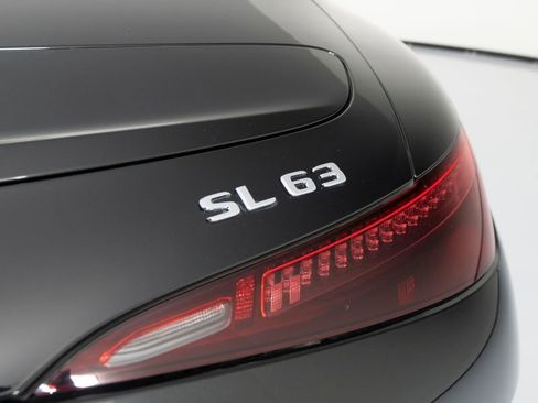 Used 2022 Mercedes-Benz SL 63 AMG 4MATIC image 42