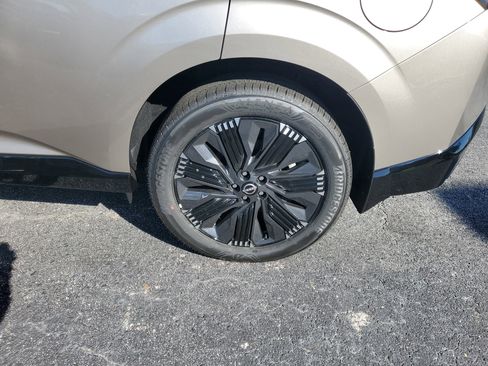 New 2026 Nissan Murano Platinum image 7