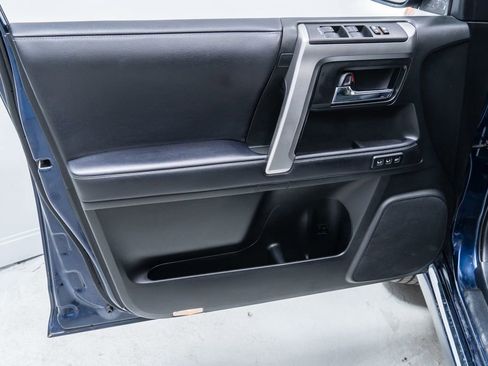 Used 2021 Toyota 4Runner Limited image 21