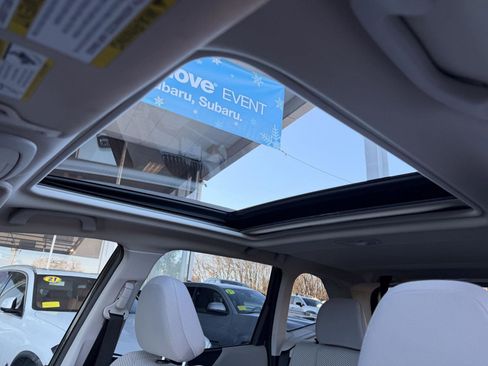 Used 2022 Subaru Forester Premium image 28