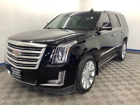Used 2018 Cadillac Escalade Platinum image 1