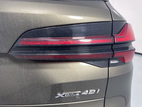 Certified 2024 BMW X5 xDrive40i w/ Premium Package image 7