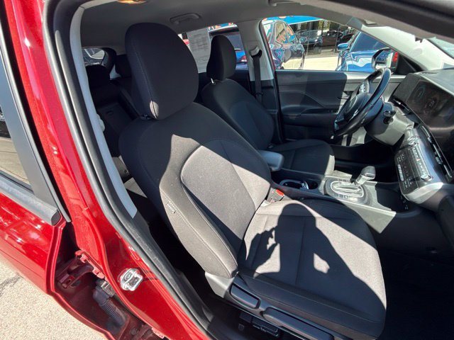 Used 2025 Hyundai Kona SEL AWD/4WD image 23