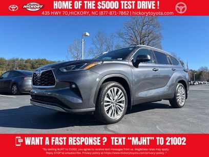 Used 2024 Toyota Highlander Platinum