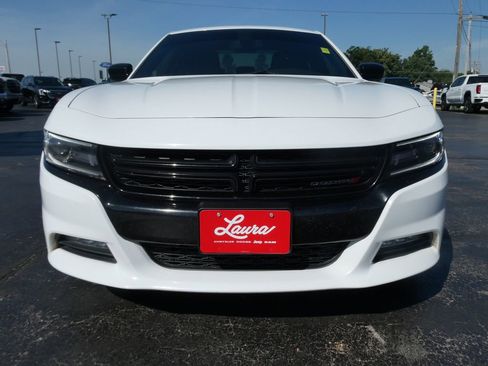 Used 2018 Dodge Charger R/T w/ Beats Audio Group RWD image 9