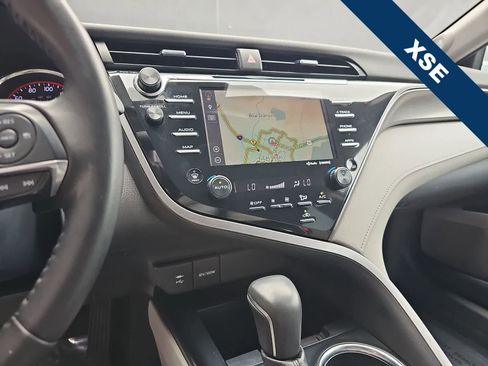 Used 2019 Toyota Camry XSE FWD image 20