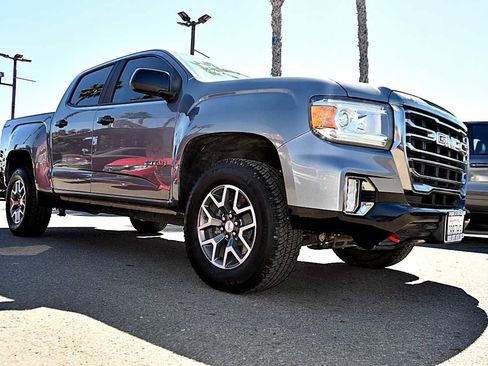 Used 2021 GMC Canyon AT4 image 3