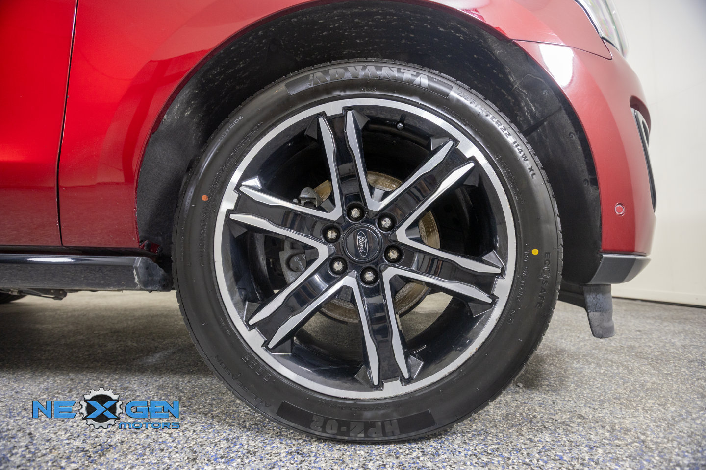 Used 2019 Ford Expedition Limited w/ Equipment Group 303A AWD/4WD image 48