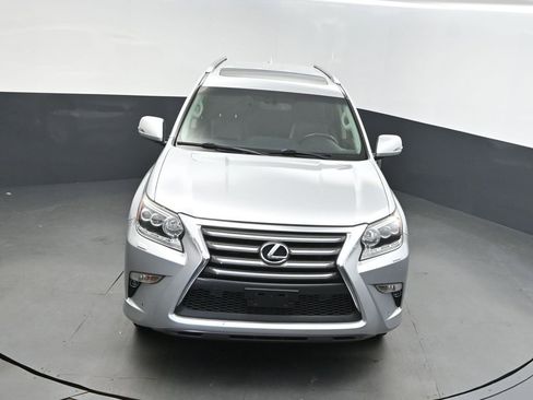 Used 2015 Lexus GX 460 image 36