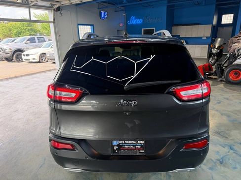 Used 2015 Jeep Cherokee Limited w/ Luxury Group FWD image 8