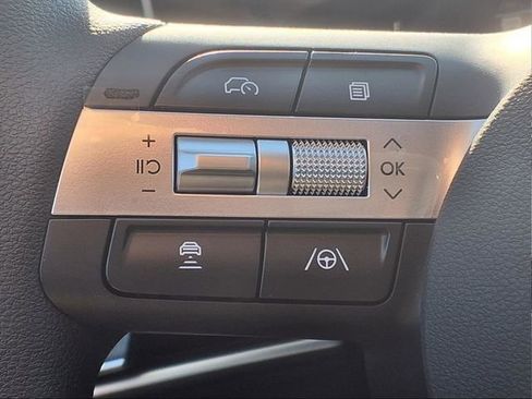 New 2026 Hyundai Tucson SE image 13