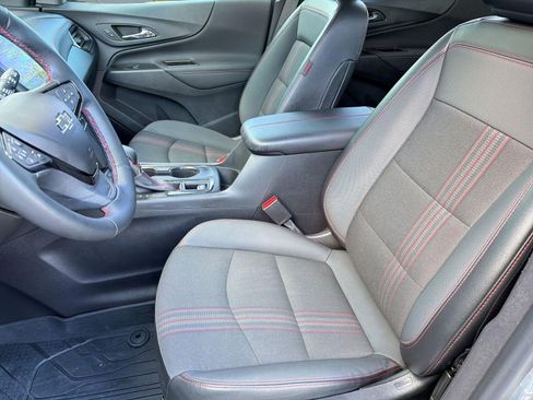 Certified 2023 Chevrolet Equinox RS FWD image 5