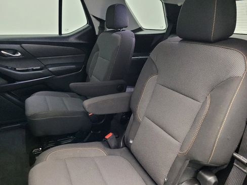 Used 2019 Chevrolet Traverse LT image 18