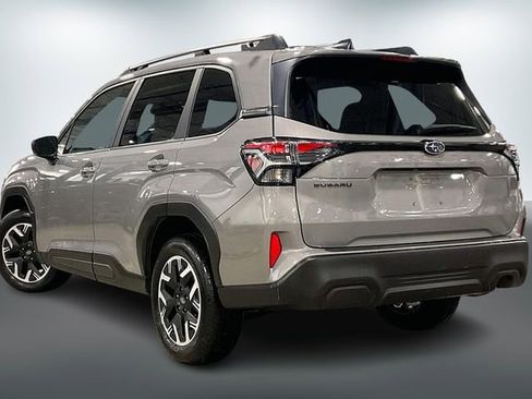 Used 2025 Subaru Forester Premium image 12
