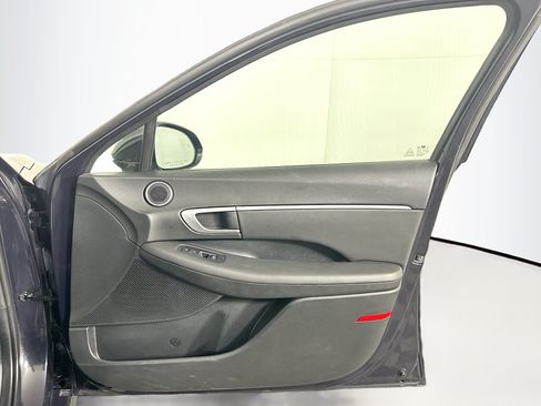 Used 2025 Hyundai Sonata SEL FWD image 34