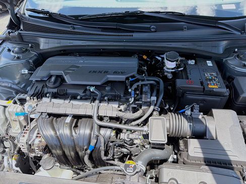 New 2026 Hyundai Elantra Sport FWD image 22