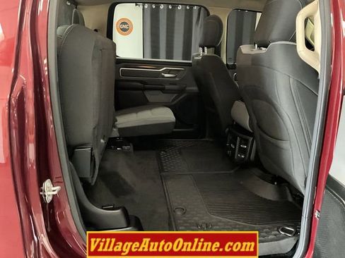 Used 2019 RAM 1500 Big Horn AWD/4WD image 35