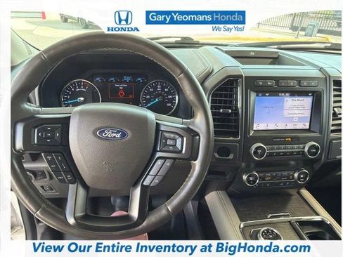 Used 2019 Ford Expedition Limited w/ Equipment Group 302A AWD/4WD image 11