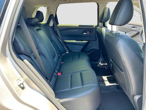 Certified 2023 Nissan Rogue SL FWD image 22