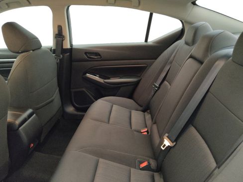 Used 2023 Nissan Altima 2.5 SV FWD image 18