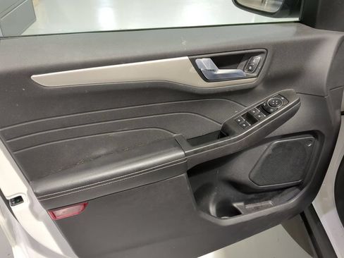 Used 2022 Ford Escape SEL AWD/4WD image 13
