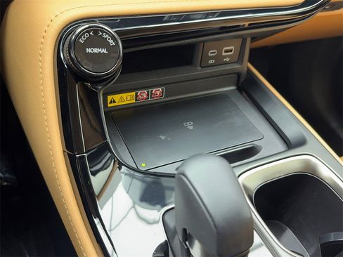 Used 2025 Lexus NX 250 FWD w/ Premium Package image 31