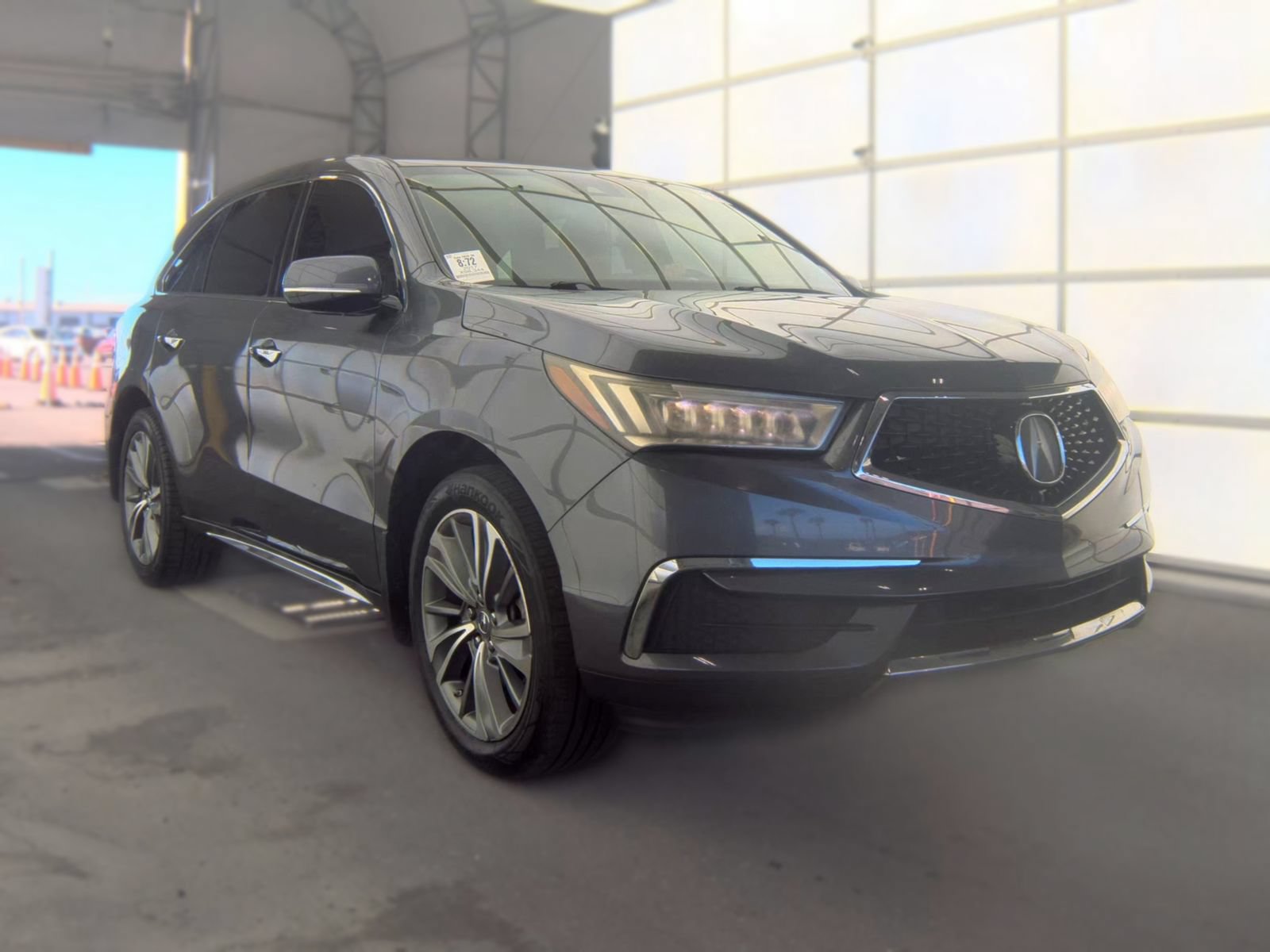 Used 2017 Acura MDX w/ Technology Package FWD image 4
