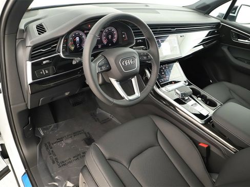 New 2025 Audi Q7 3.0T Premium Plus image 15