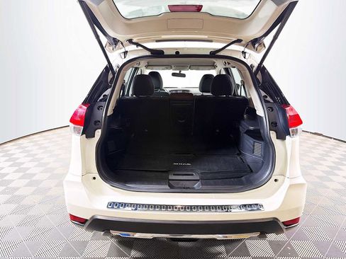 Certified 2018 Nissan Rogue SV image 21