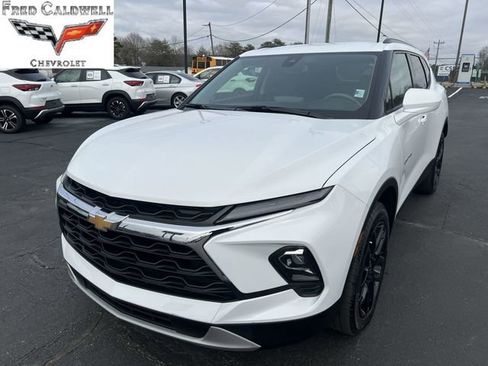Certified 2024 Chevrolet Blazer LT w/ Convenience Package image 1