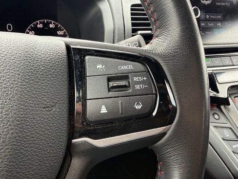 Used 2025 Honda Odyssey Sport-L image 17