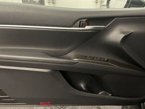 Used 2022 Toyota Camry SE w/ Convenience Package image 16