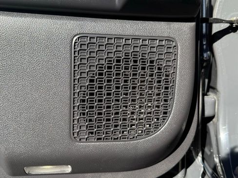 Used 2025 Toyota 4Runner SR5 image 39